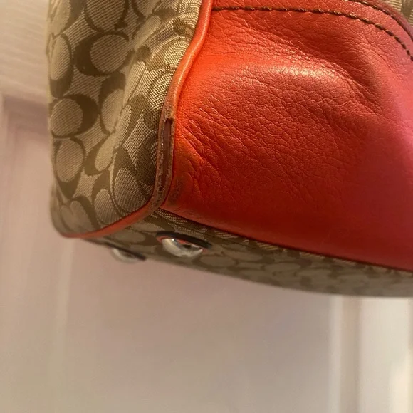 COACH Purse - Picture 9 of 13